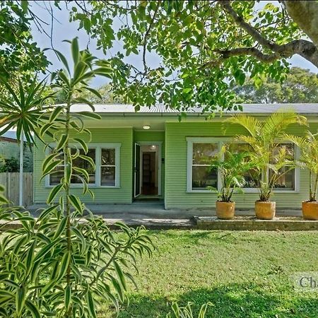 Charlie'S Beach House ไบรอนเบย์ ภายนอก รูปภาพ